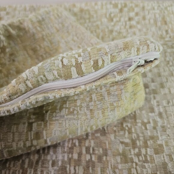 Set Of 2 Haverty's Tweed Beige & White Throw Pillow Covers Zippers 20"x16"《840》M - Picture 5 of 11